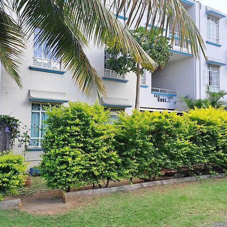 Allamanda Apartments - 100M Bain Boeuf Beach 외부 사진