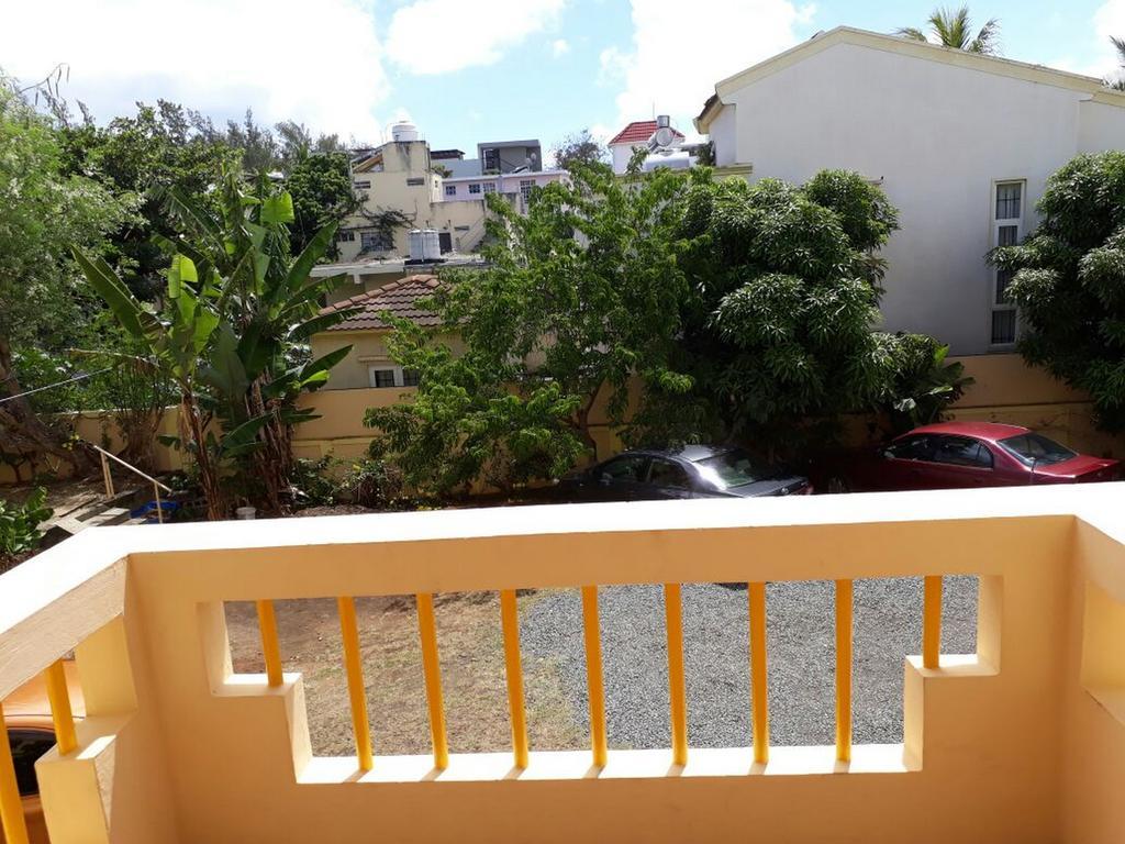 Allamanda Apartments - 100M Bain Boeuf Beach 외부 사진