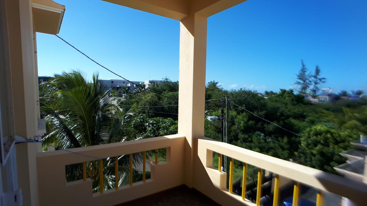 Allamanda Apartments - 100M Bain Boeuf Beach 외부 사진